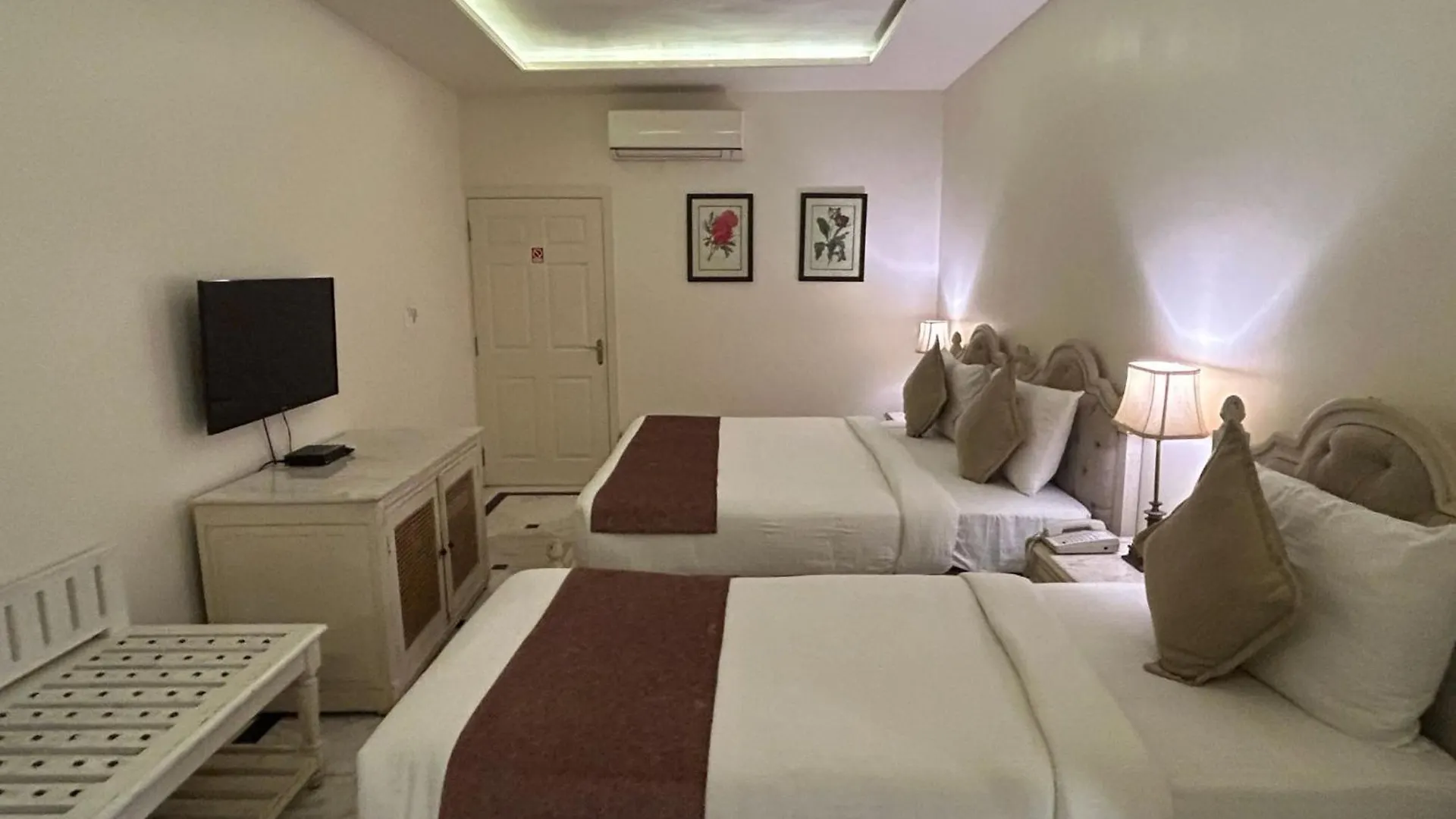 Moustache Select Udaipur Hotell