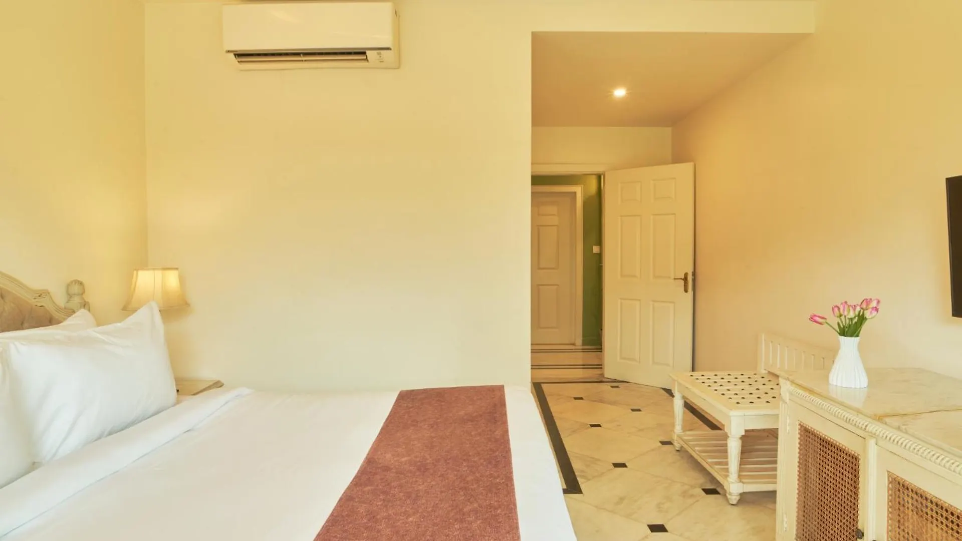 Moustache Select Udaipur Hotell